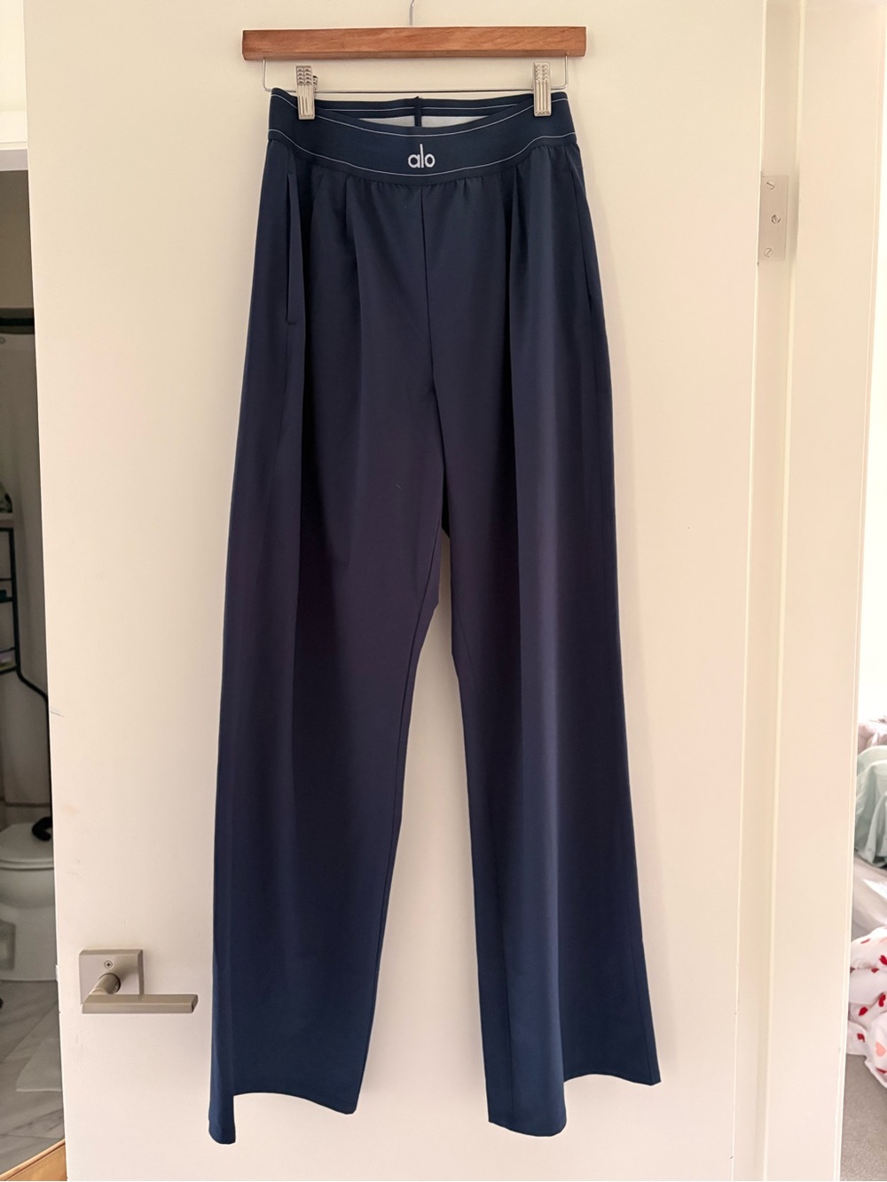 ALO Yoga Navy Wide-Leg Track Pants